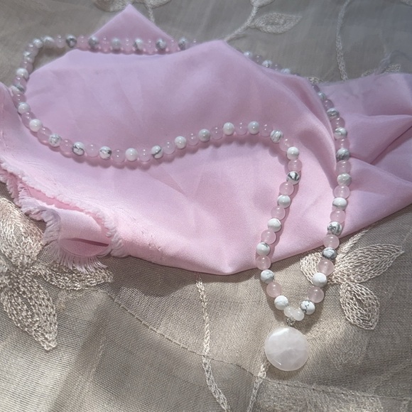 Rose Quartz Moon Necklace (Rose Quartz and Howlite Beads) - Picture 4 of 5